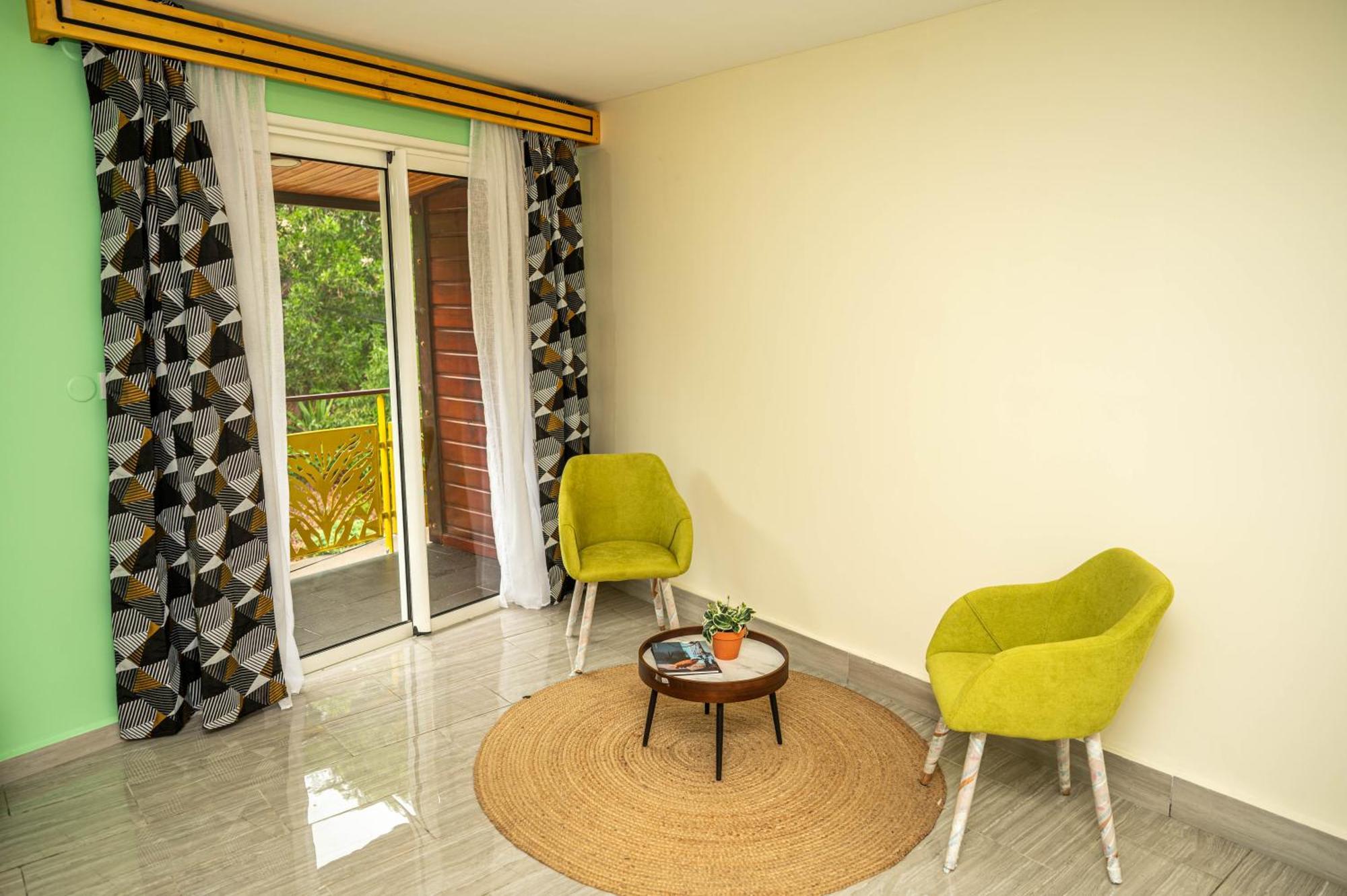 Jade Hotel And Spa Bandrele 外观 照片