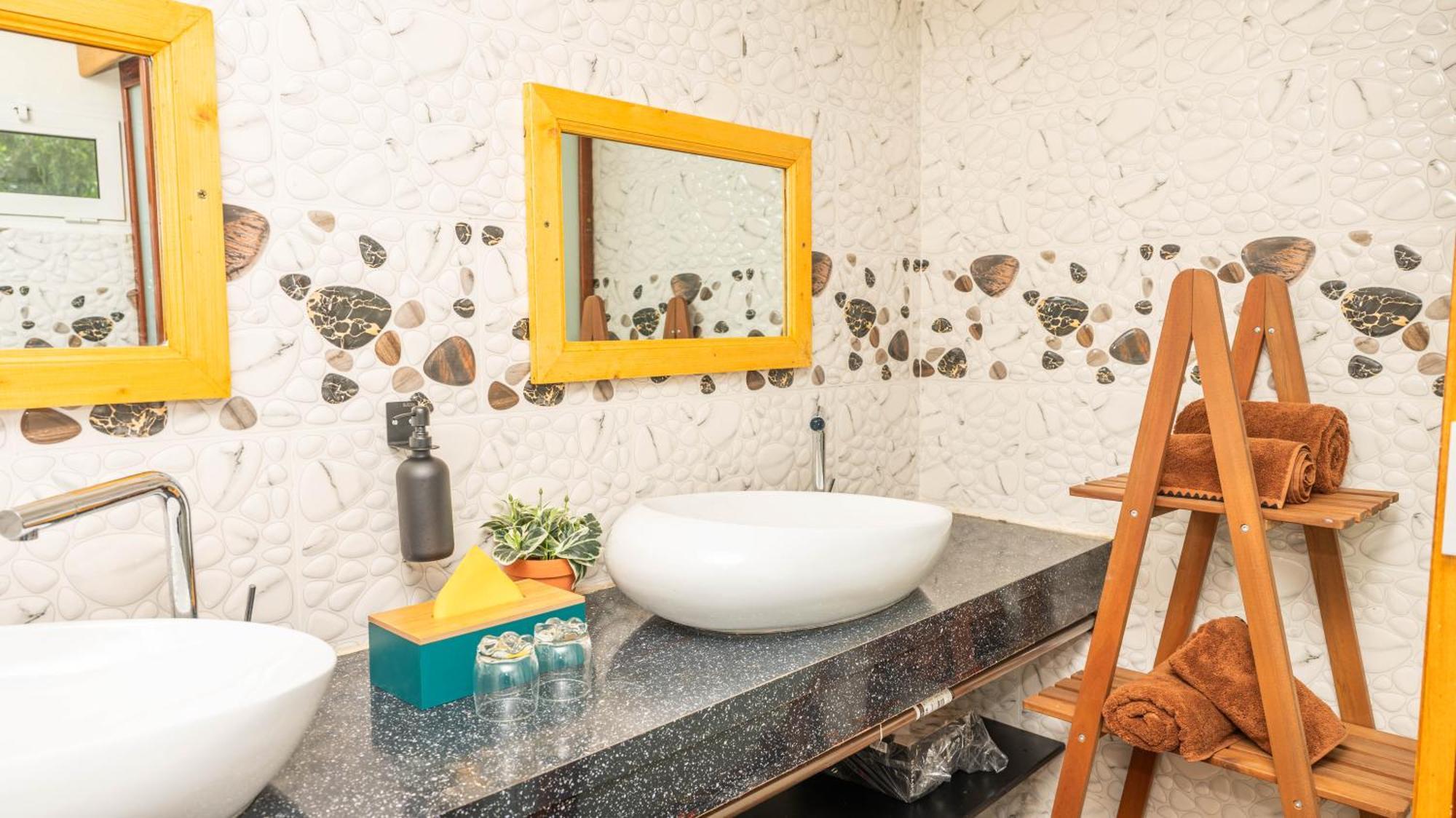 Jade Hotel And Spa Bandrele 外观 照片