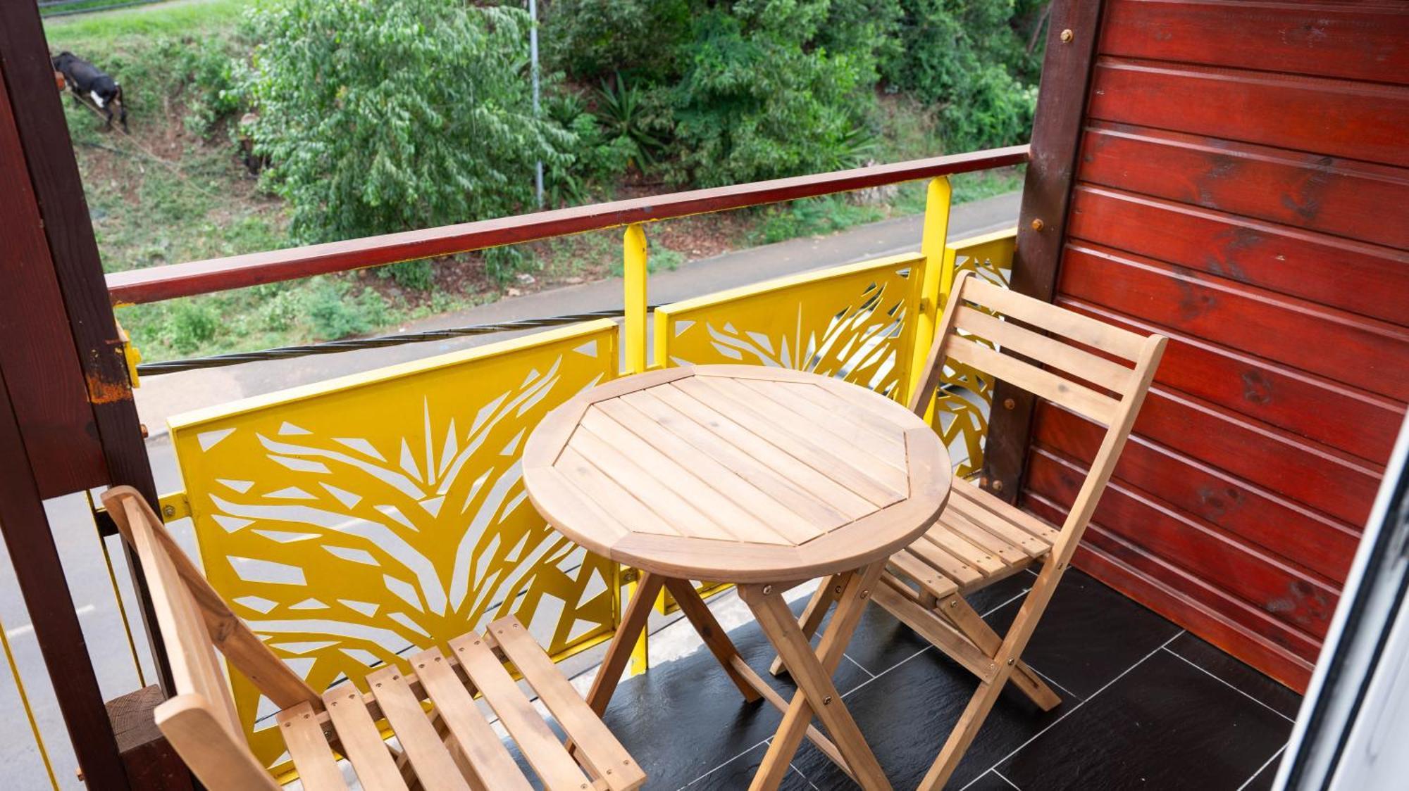 Jade Hotel And Spa Bandrele 外观 照片